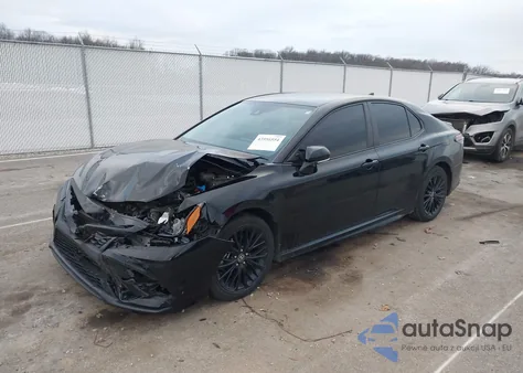 2022 Toyota Camry Nightshade Edition Hybrid z USA, uszkodzony, nr VIN 4T1T31AK0NU035093